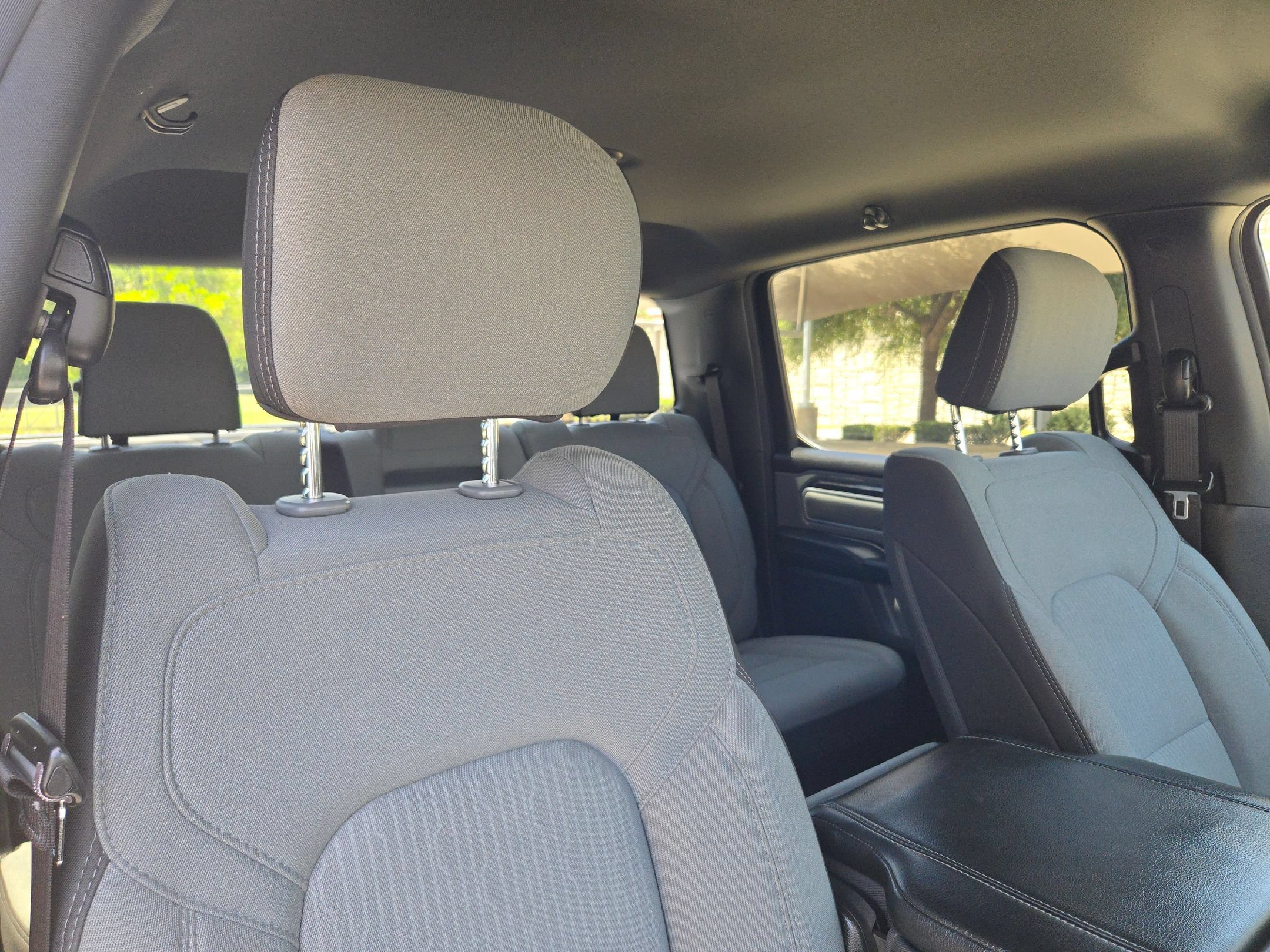 Used 2022 RAM 1500 Big Horn AWD/4WD image 30