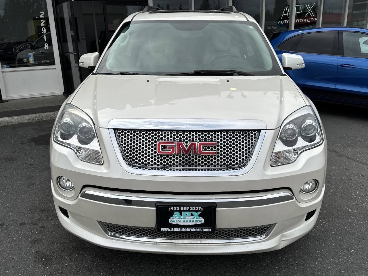 Used 2012 GMC Acadia Denali AWD/4WD image 9