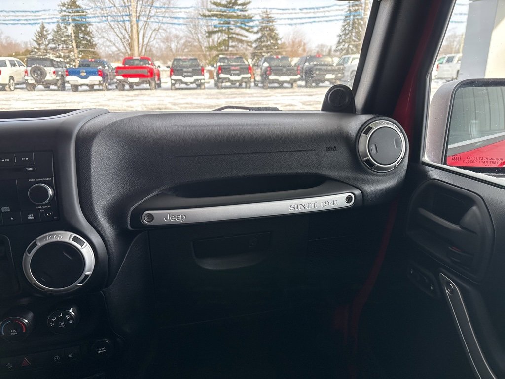 Used 2011 Jeep Wrangler Sahara w/ Trailer Tow Group image 23