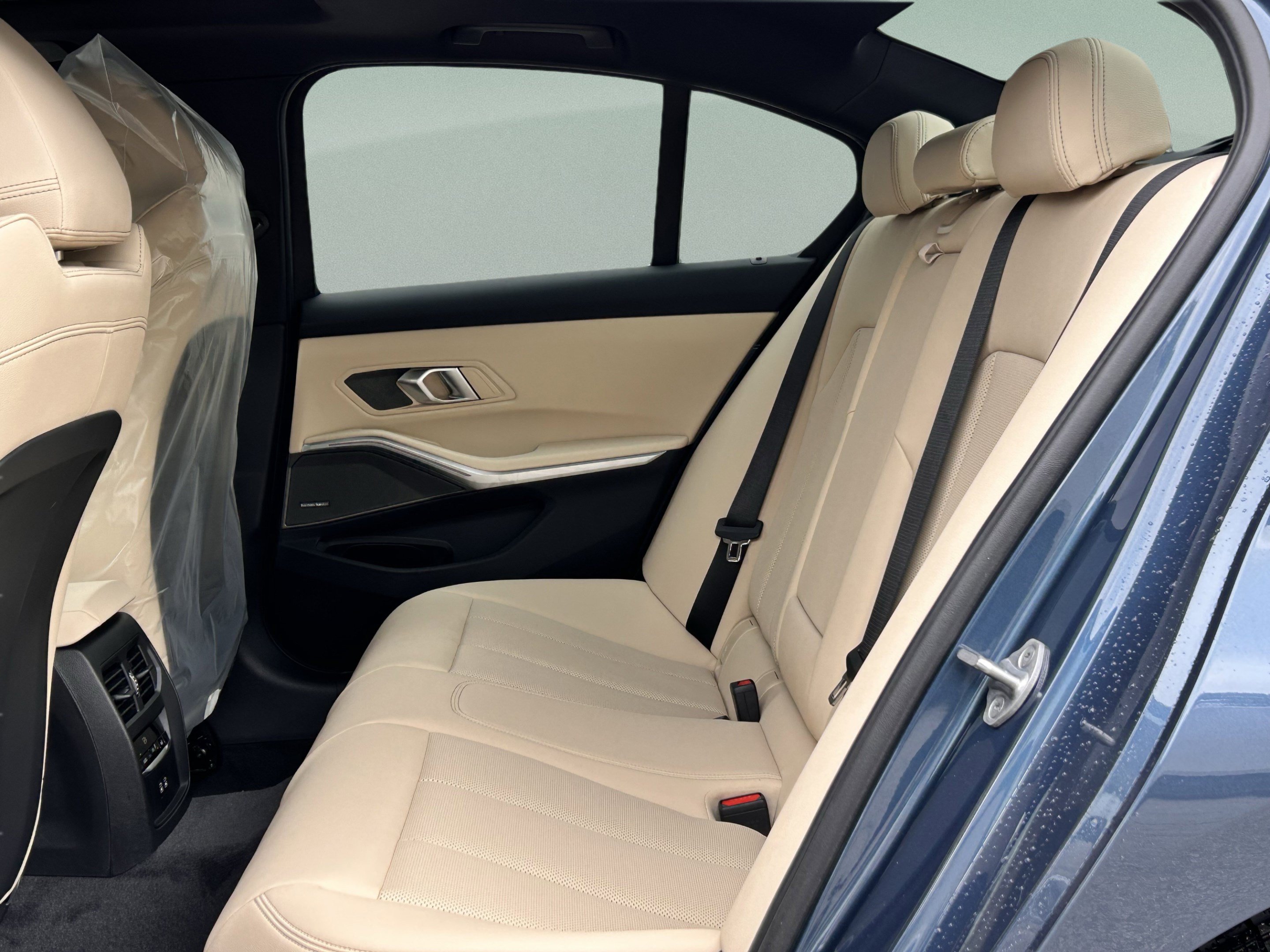 Used 2026 BMW 330i Sedan w/ Premium Package RWD image 26