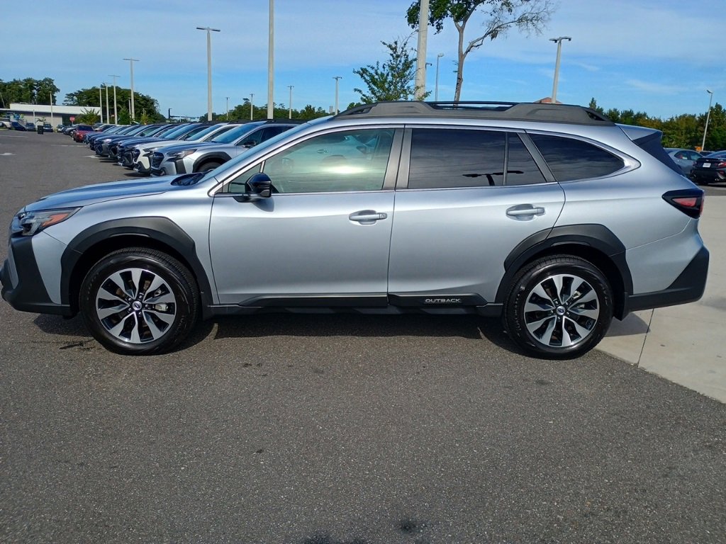 Certified 2025 Subaru Outback Limited w/ Popular Package #2 image 8