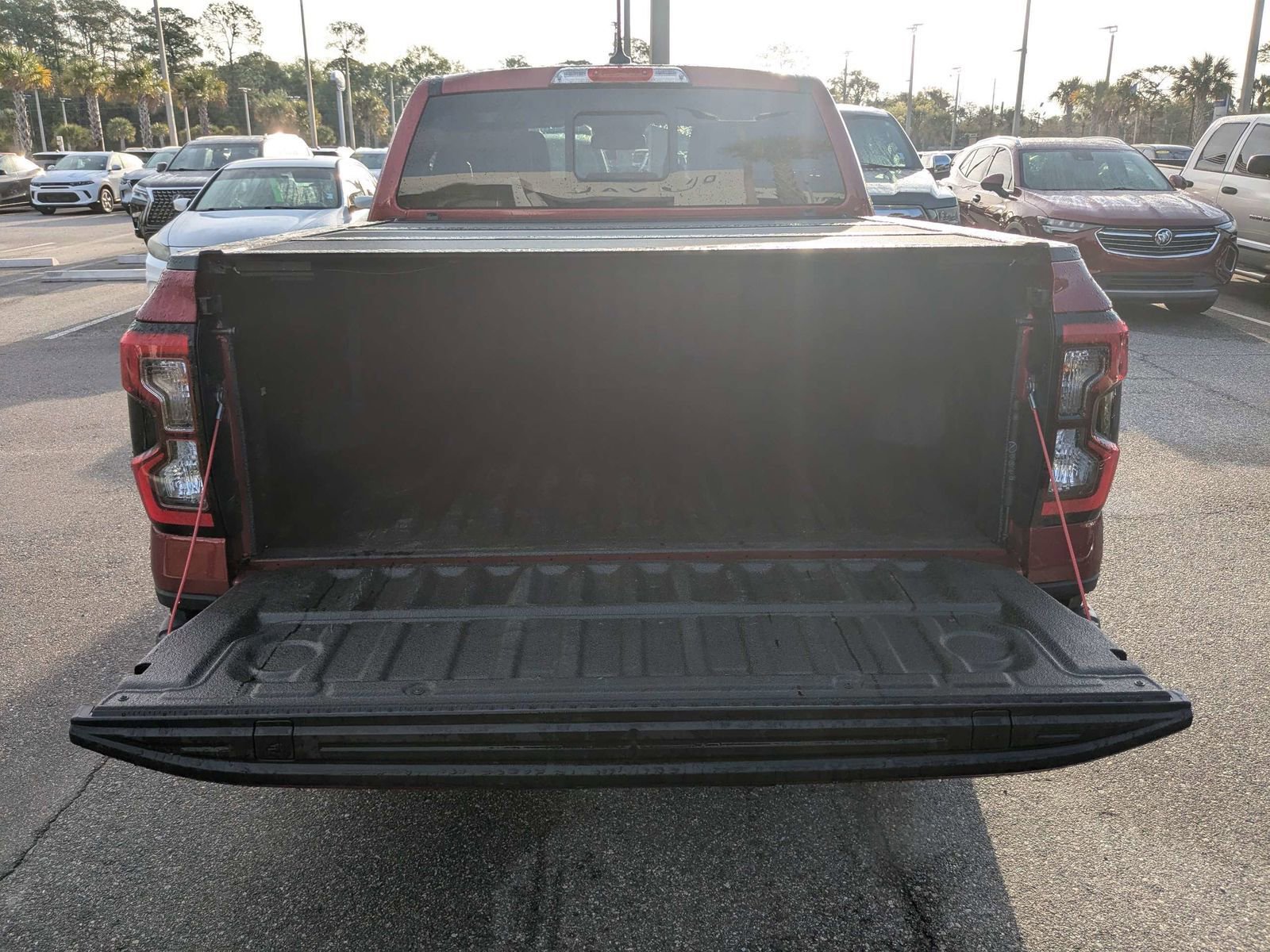 Used 2025 Ford Ranger Lariat w/ FX4 Off-Road Package image 13