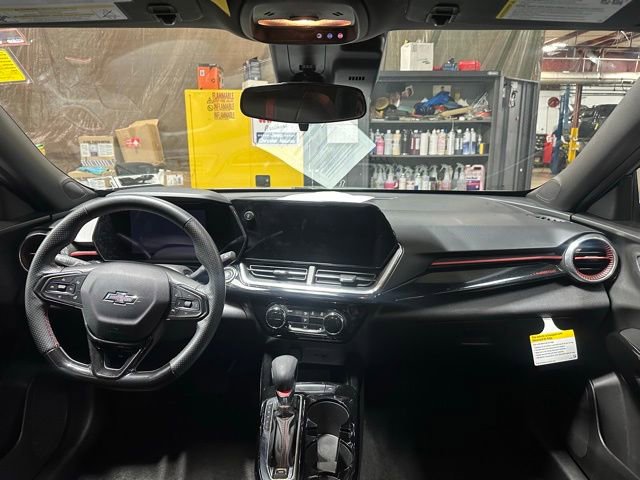 Used 2024 Chevrolet Trax RS w/ Driver Confidence Package image 29