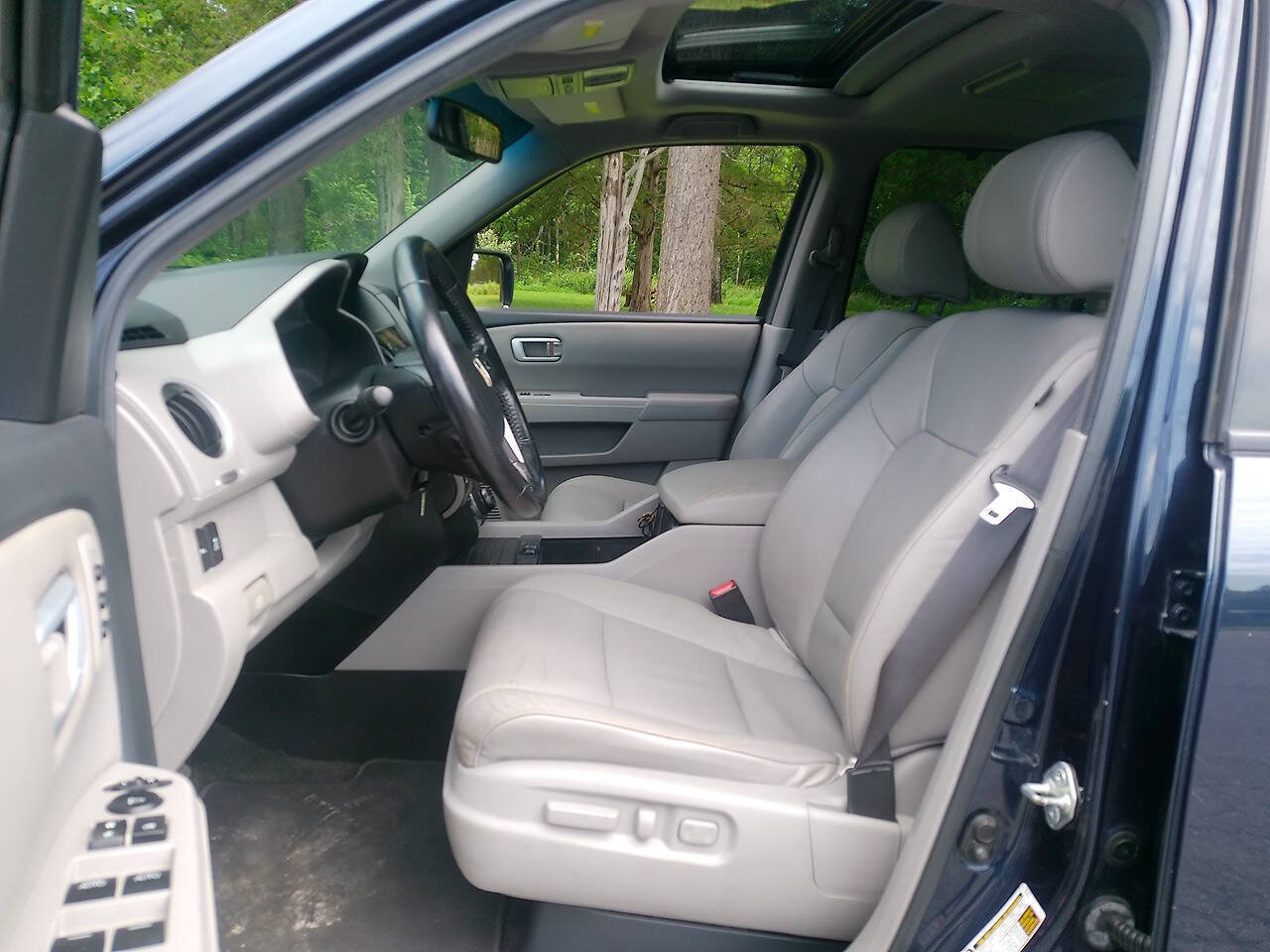Used 2012 Honda Pilot Touring image 13