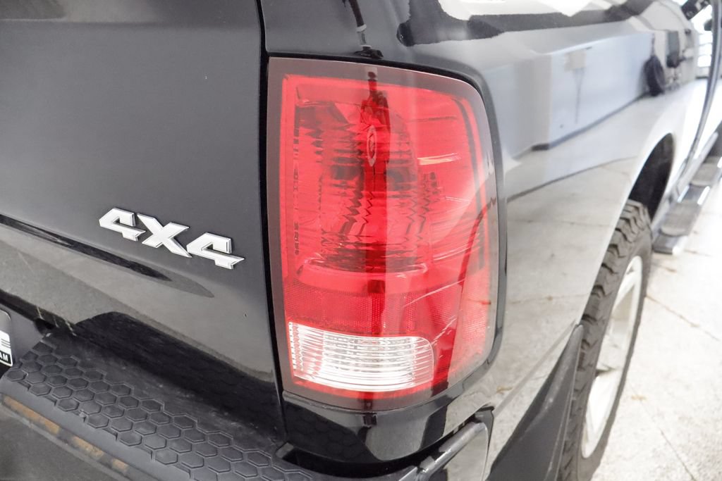 Used 2014 RAM 1500 Express AWD/4WD image 12