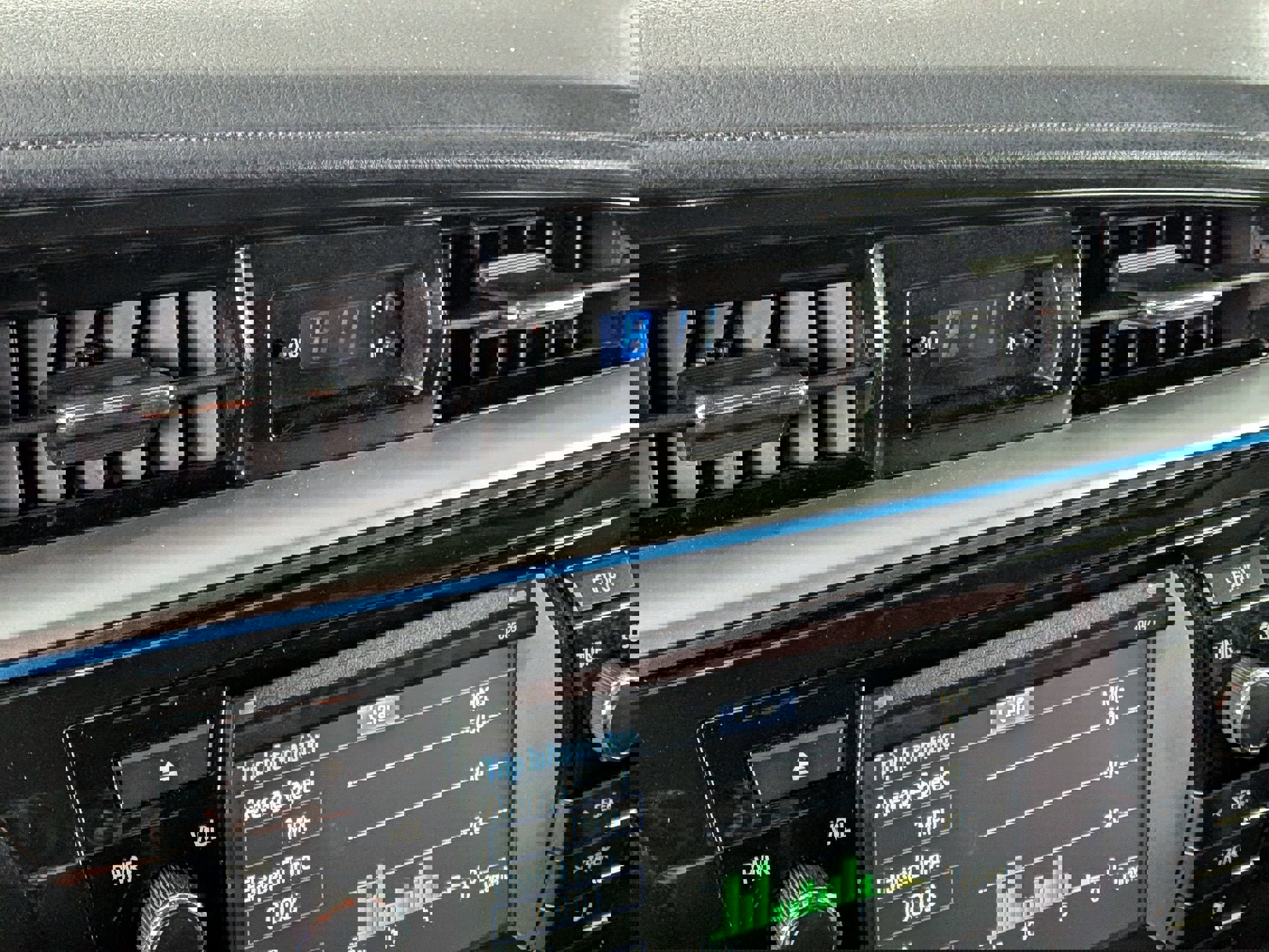 Used 2016 Toyota Corolla S image 21