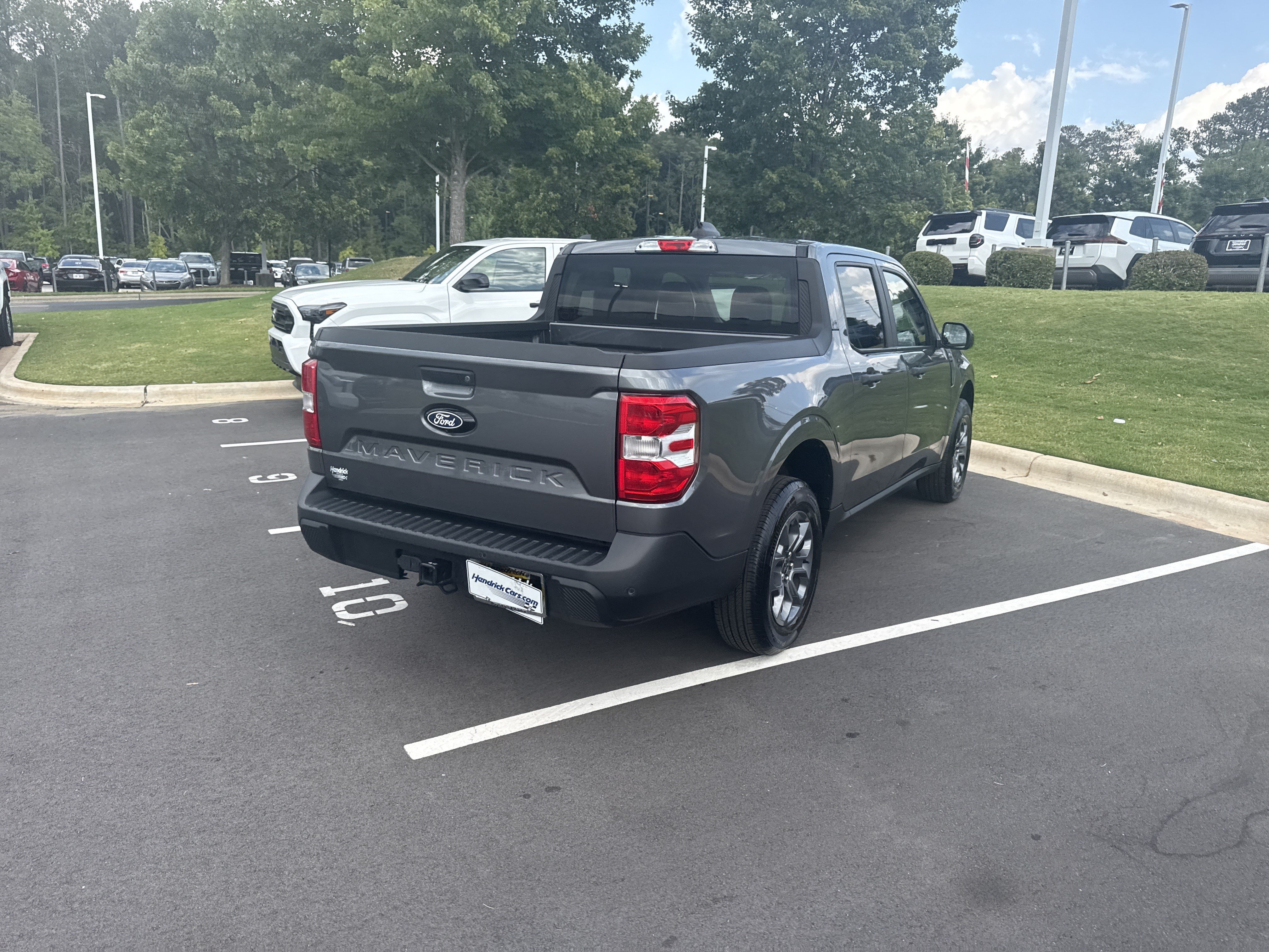 Used 2025 Ford Maverick XLT w/ XLT Luxury Package AWD/4WD image 10