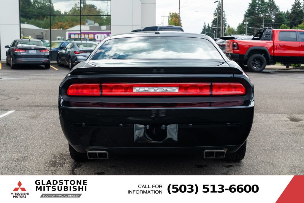 Used 2013 Dodge Challenger R/T Plus RWD image 6