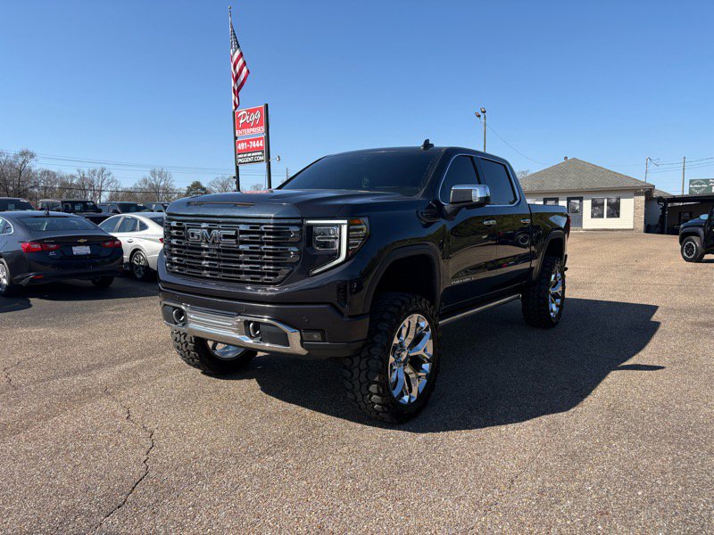 Used 2024 GMC Sierra 1500 Denali Ultimate image 10