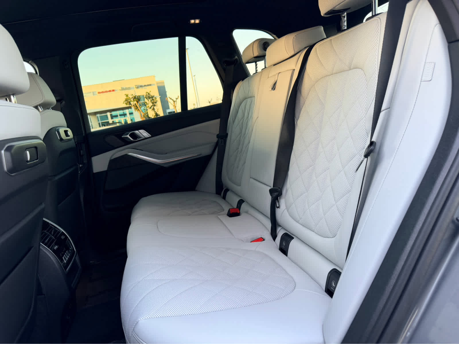 New 2026 BMW X5 xDrive40i AWD/4WD image 19