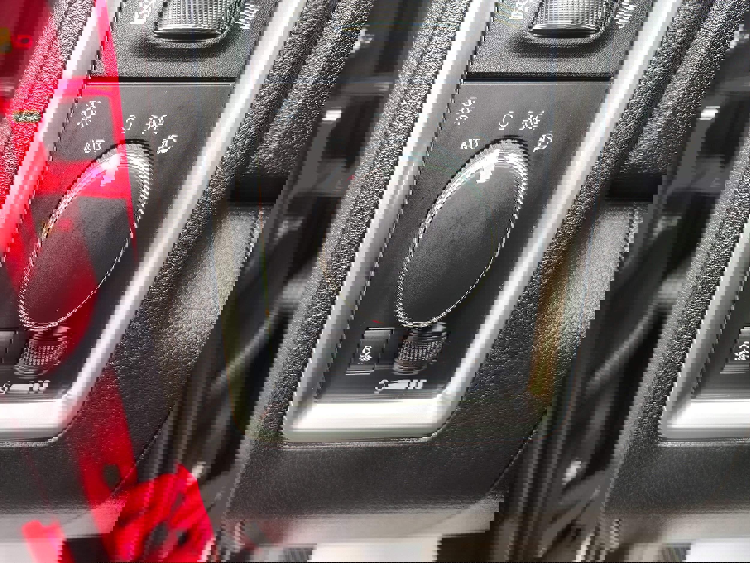 Certified 2021 RAM 1500 Classic Warlock w/ Luxury Group image 22