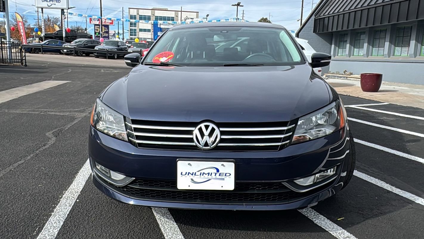 Used 2015 Volkswagen Passat 1.8T Limited Edition image 8