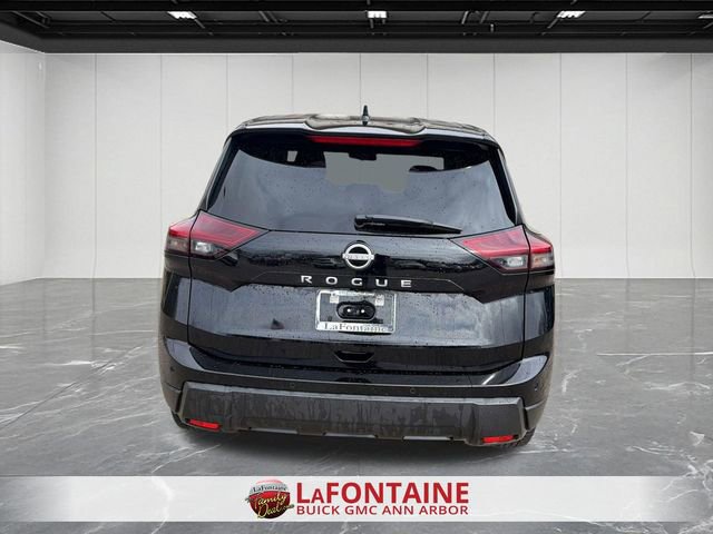 Used 2025 Nissan Rogue SV image 7
