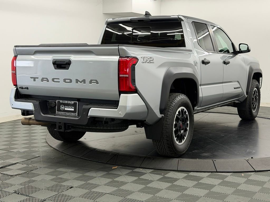 Used 2024 Toyota Tacoma TRD Off-Road w/ TRD Off Road Upgrade Package AWD/4WD image 10