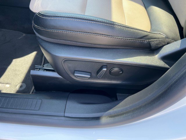 Used 2022 Ford Escape Titanium w/ Titanium Elite Package image 8
