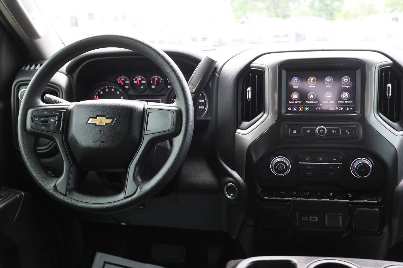 Used 2026 Chevrolet Silverado 1500 Custom Trail Boss w/ Dark Appearance Package AWD/4WD image 23