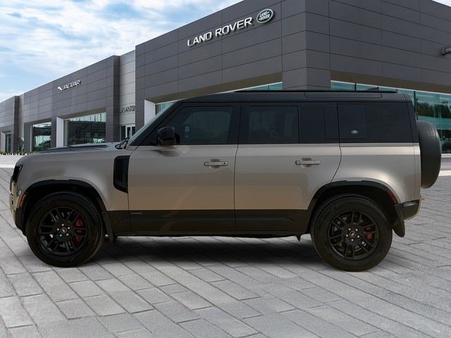 Certified 2023 Land Rover Defender 110 X AWD/4WD image 2