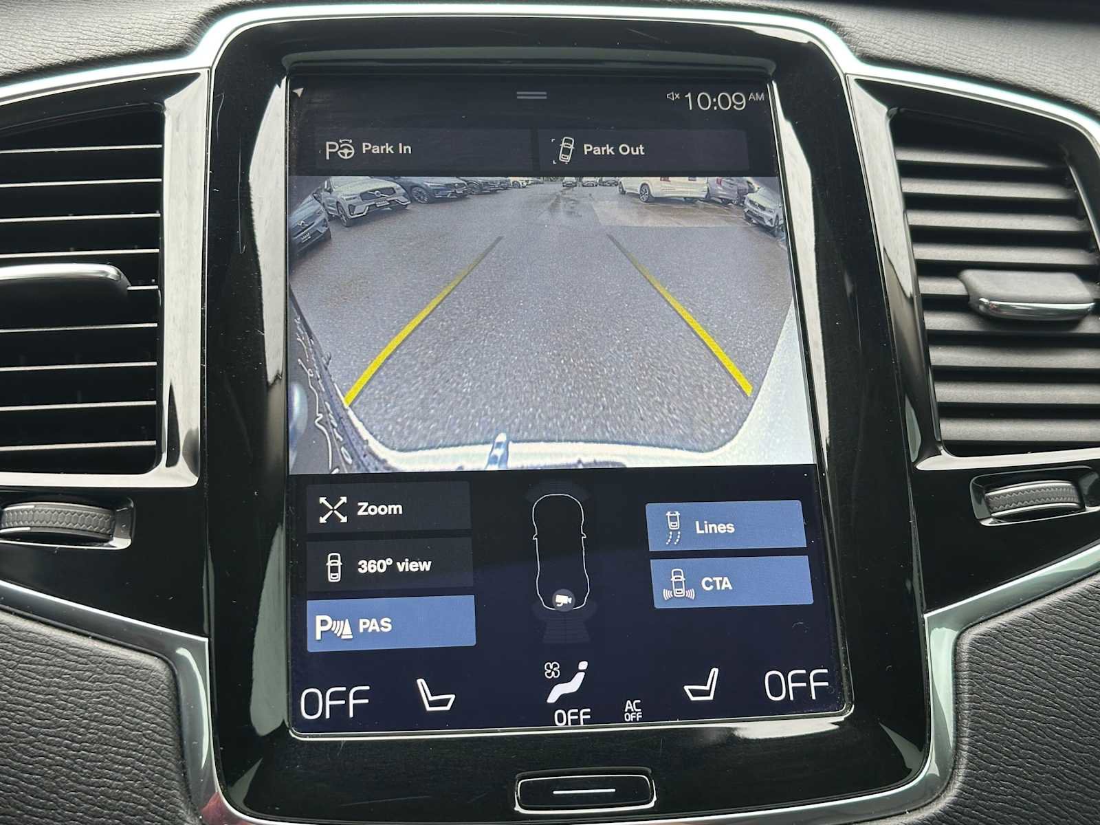 Used 2017 Volvo XC90 T6 Momentum w/ Vision Package AWD/4WD image 27