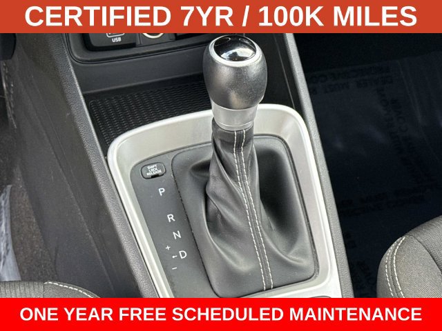 Used 2023 Hyundai Venue SEL FWD image 23