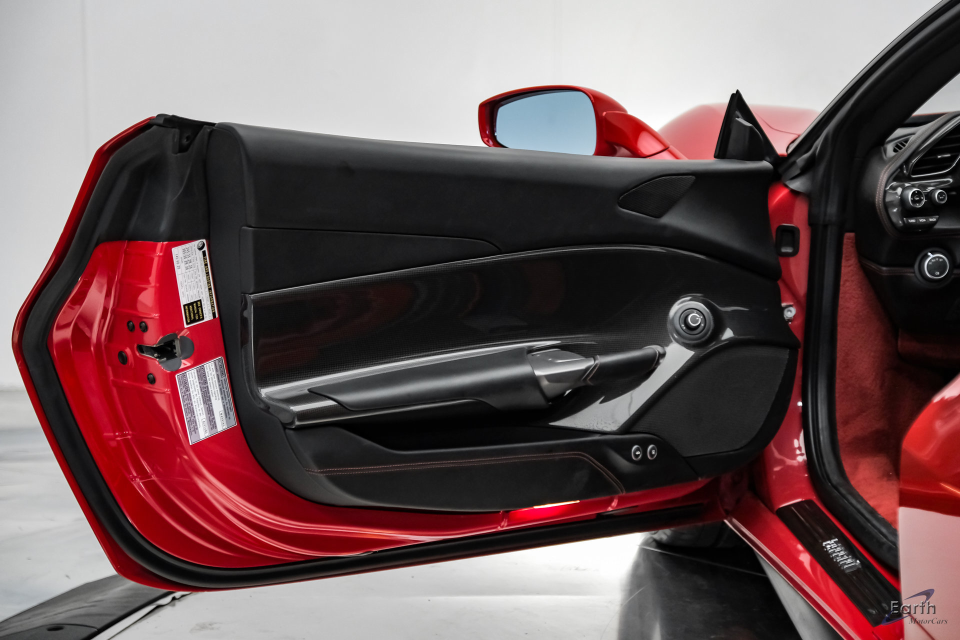 Used 2017 Ferrari 488 GTB RWD image 99