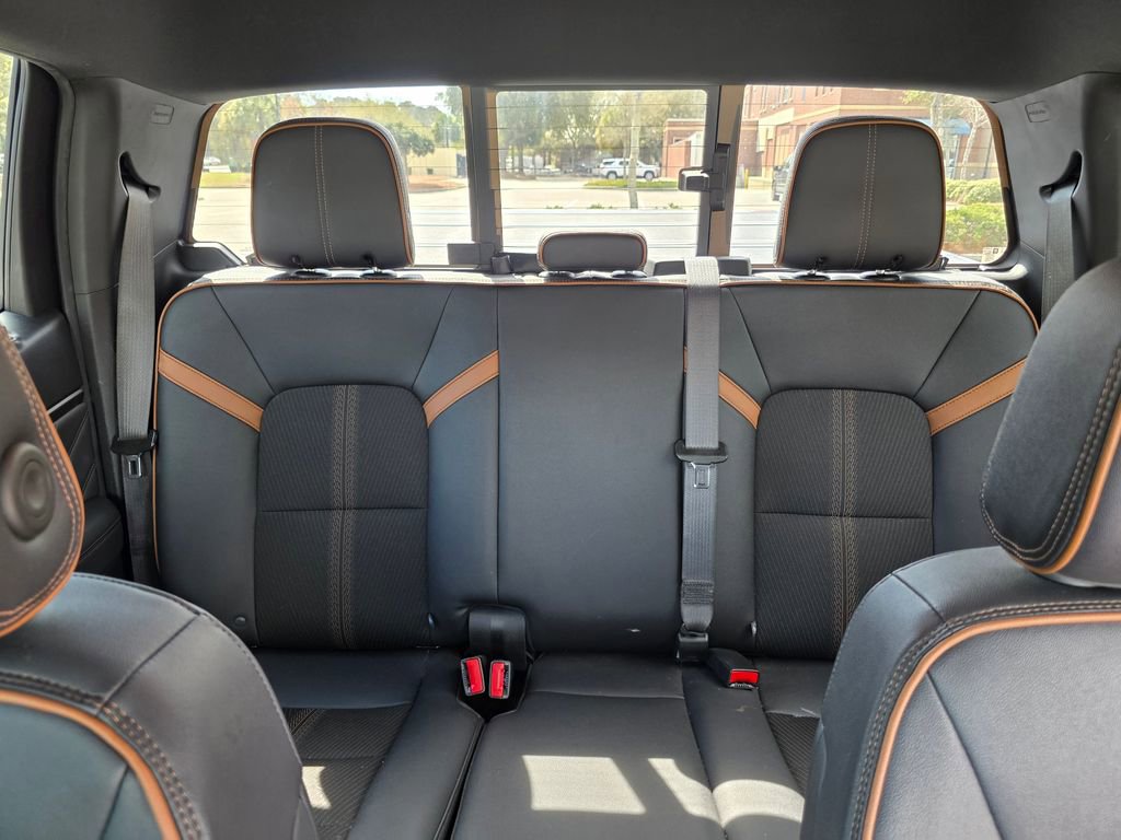 Certified 2023 GMC Canyon AT4 image 24