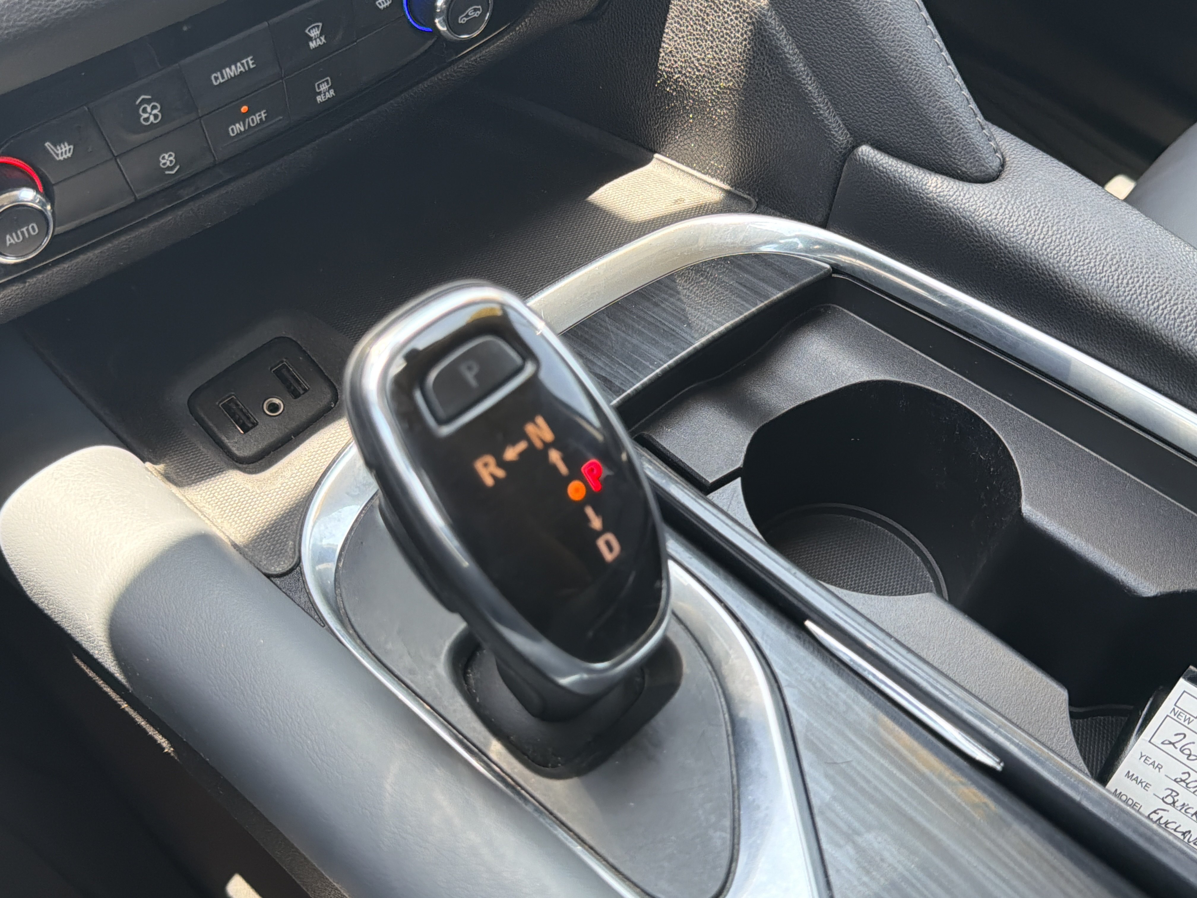 Used 2018 Buick Enclave Essence FWD image 29