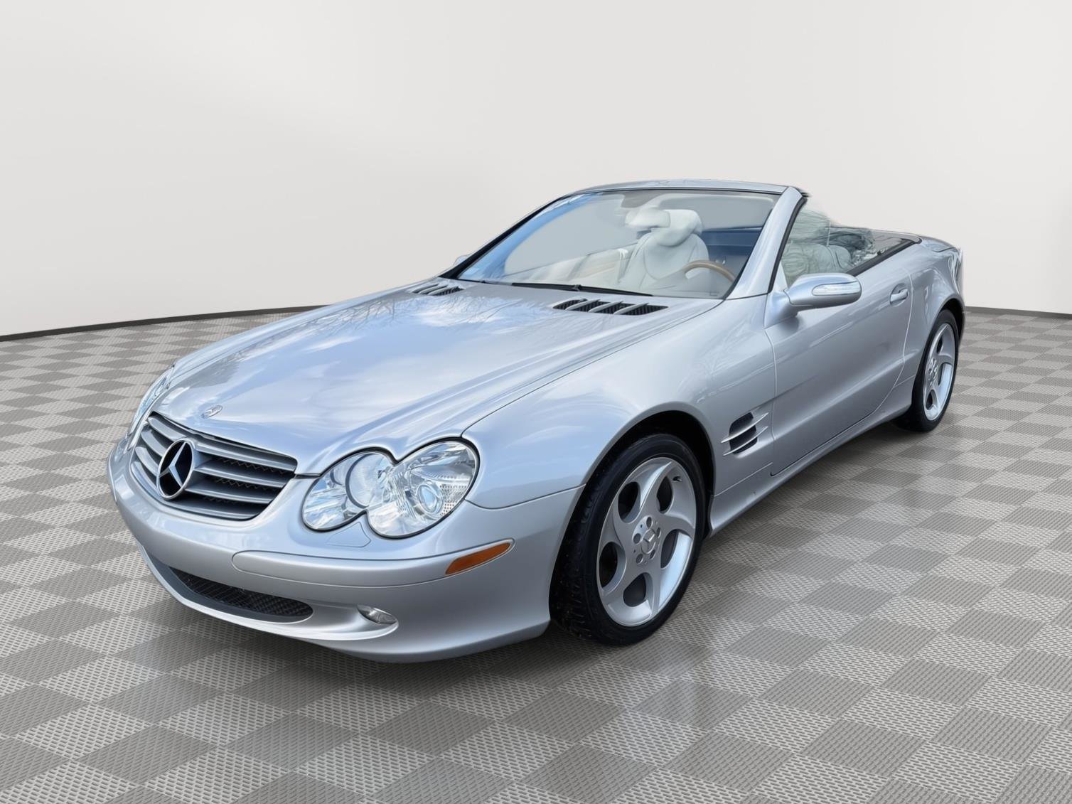 Used 2005 Mercedes-Benz SL 500 5.0L image 3