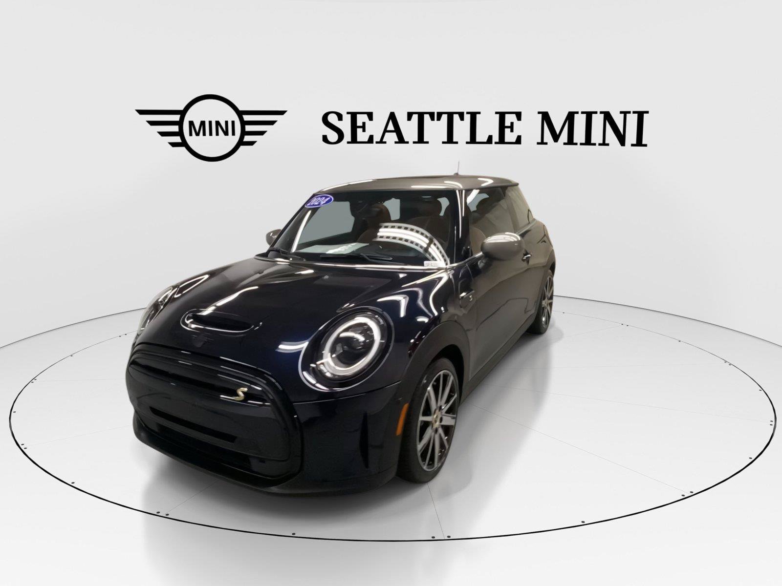 Used 2024 MINI Cooper SE FWD image 4