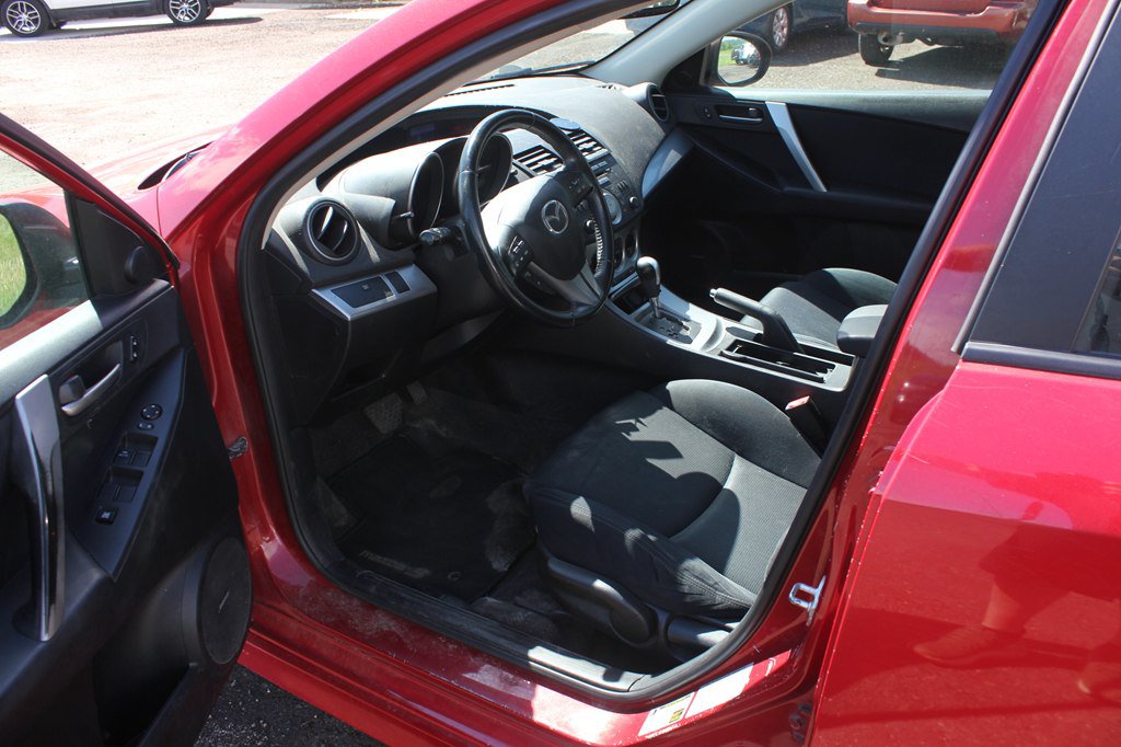 Used 2010 MAZDA MAZDA3 s Sport FWD image 5
