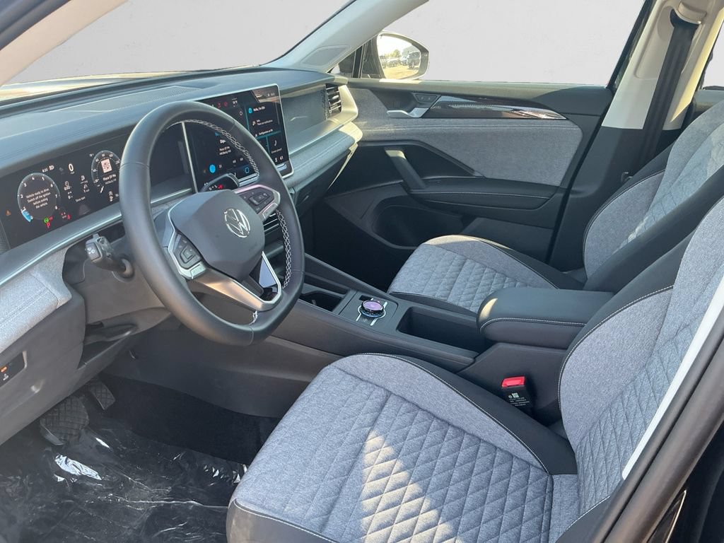 New 2026 Volkswagen Tiguan S AWD/4WD image 9