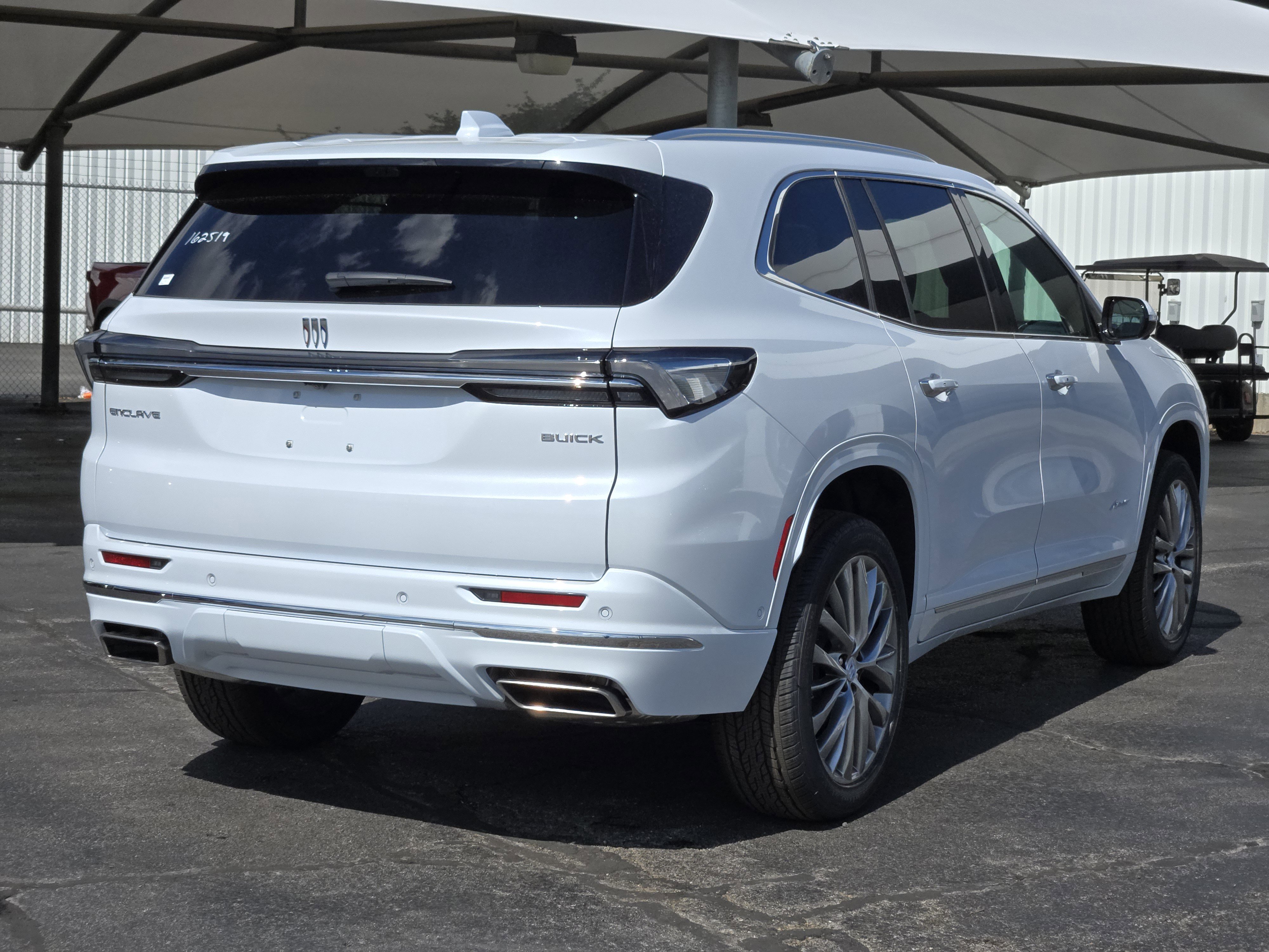 New 2026 Buick Enclave Avenir image 4