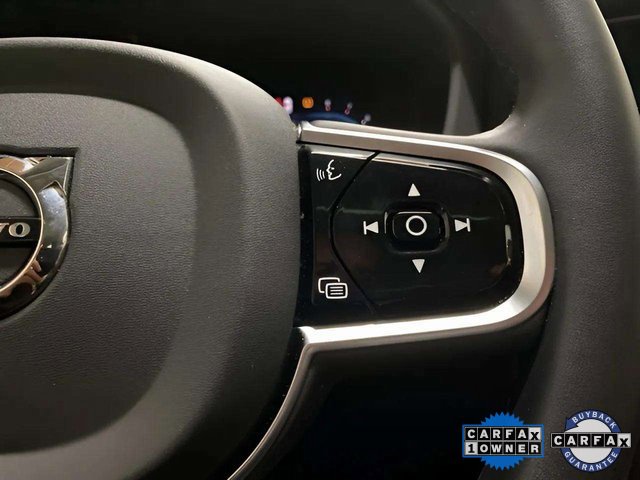 Used 2025 Volvo XC60 B5 Plus image 39