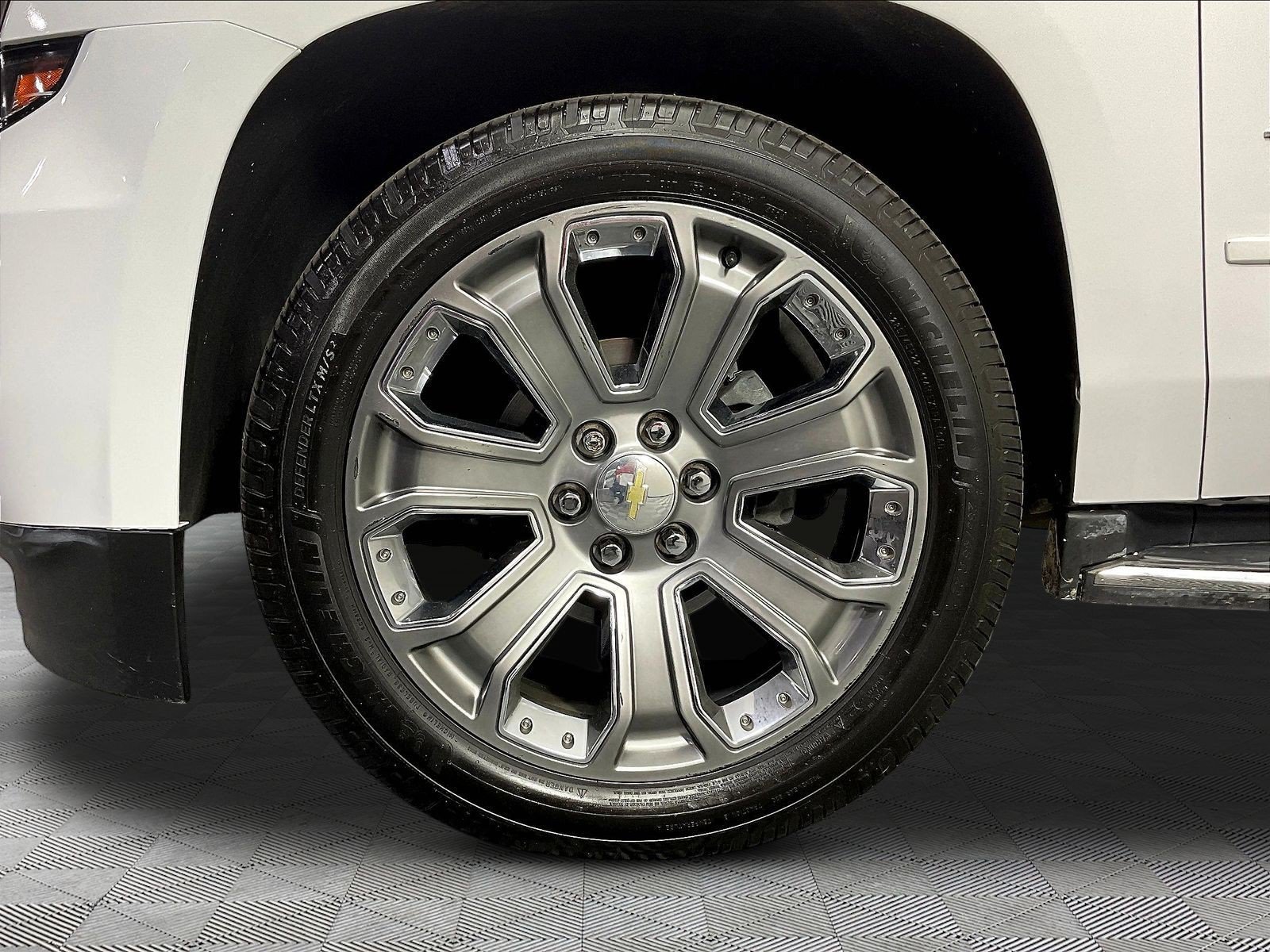Used 2019 Chevrolet Tahoe Premier AWD/4WD image 34