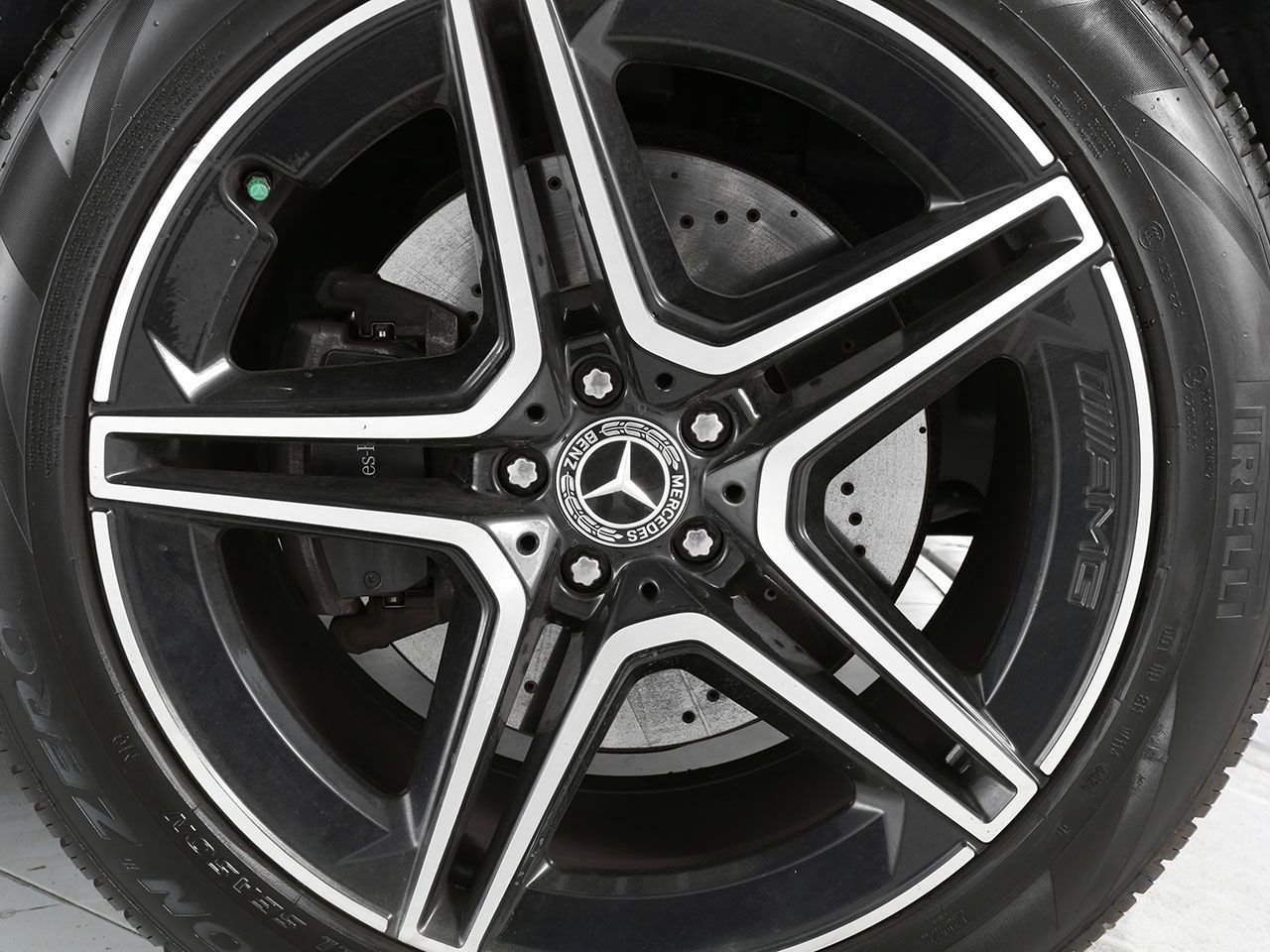 Used 2023 Mercedes-Benz GLS 580 4MATIC image 6