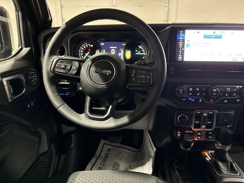 New 2025 Jeep Wrangler Unlimited Rubicon 4xe w/ Technology Group image 11
