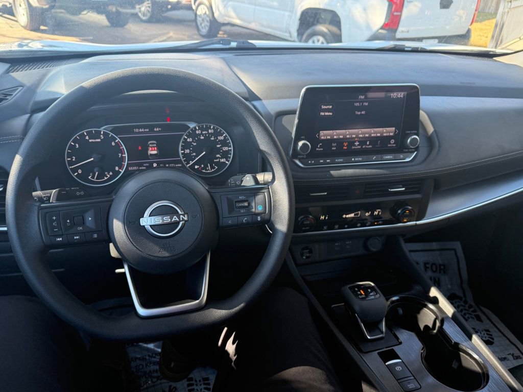 Used 2024 Nissan Rogue SV image 13