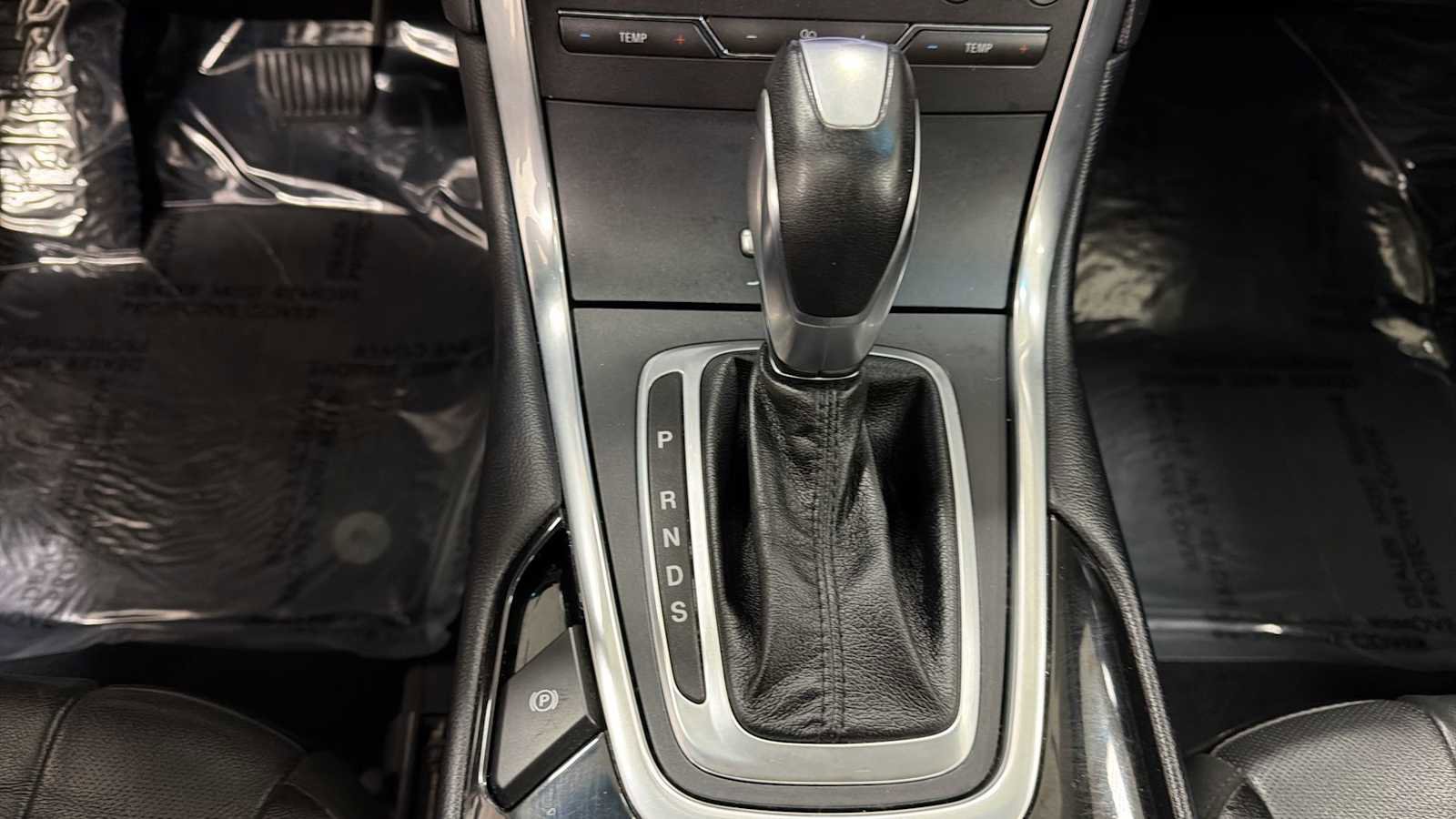 Used 2017 Ford Edge Titanium w/ Equipment Group 301A image 22