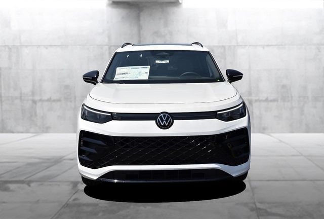 New 2026 Volkswagen Tiguan SE R-Line AWD/4WD image 4