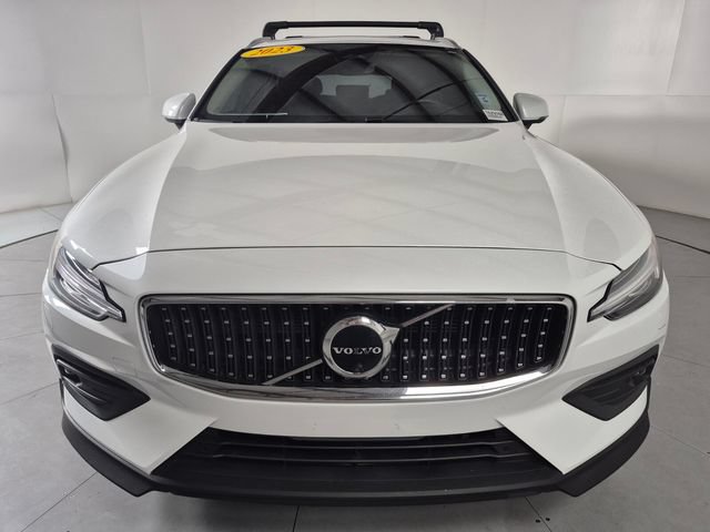 Used 2023 Volvo V60 B5 Cross Country Plus w/ Climate Package AWD/4WD image 7