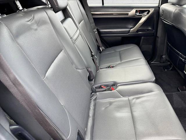Used 2020 Lexus GX 460 Premium w/ Premium Package AWD/4WD image 18