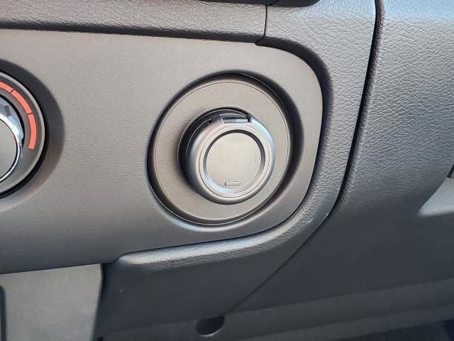 New 2026 Nissan Frontier S image 29