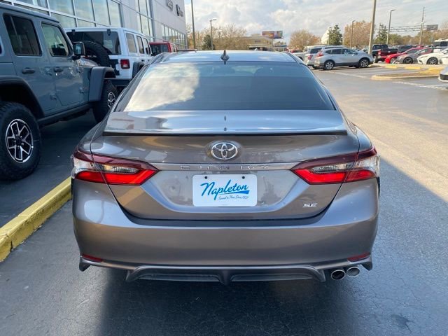 Used 2023 Toyota Camry SE FWD image 8