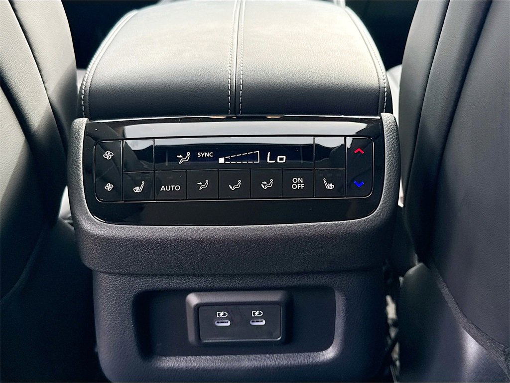 Used 2026 INFINITI QX60 Luxe w/ Cargo Package image 28