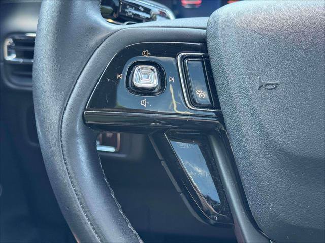 Used 2023 Lincoln Corsair AWD w/ Equipment Group 101A image 24