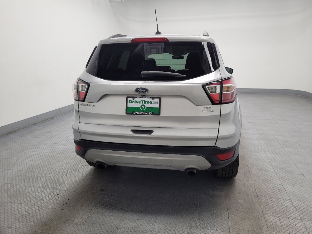 Used 2018 Ford Escape SE image 7