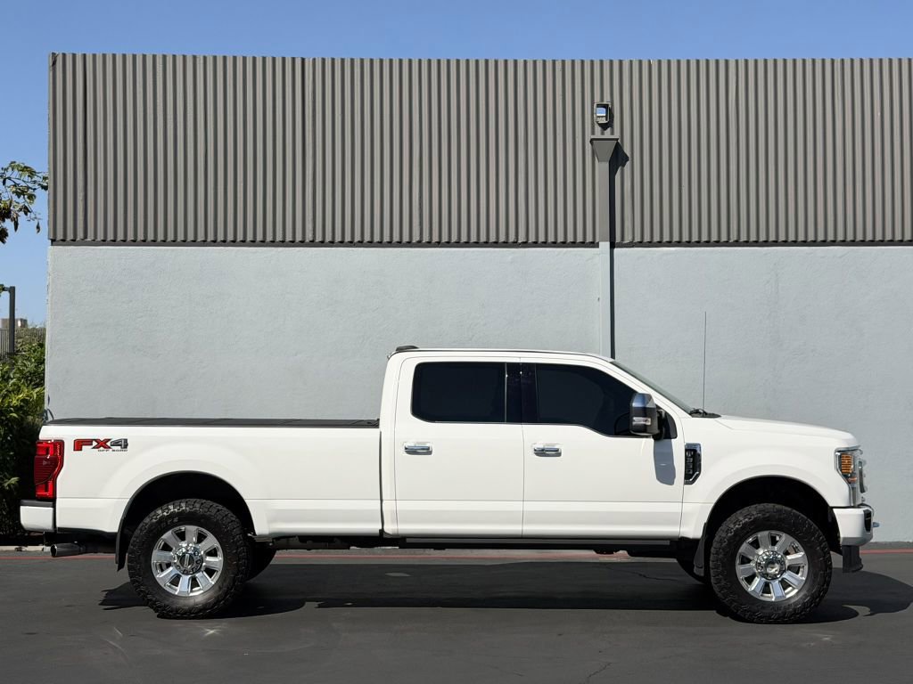 Used 2020 Ford F350 Platinum w/ FX4 Off-Road Package AWD/4WD image 3