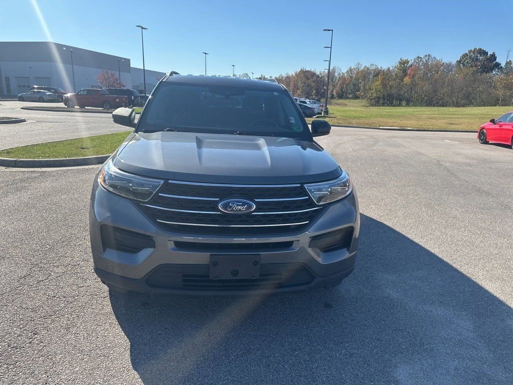 Used 2022 Ford Explorer XLT image 8