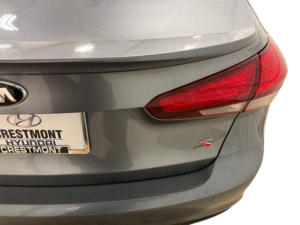 Used 2017 Kia Forte S w/ S Technology Package FWD image 15