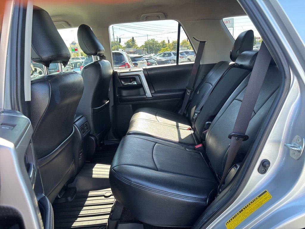 Used 2018 Toyota 4Runner SR5 image 25