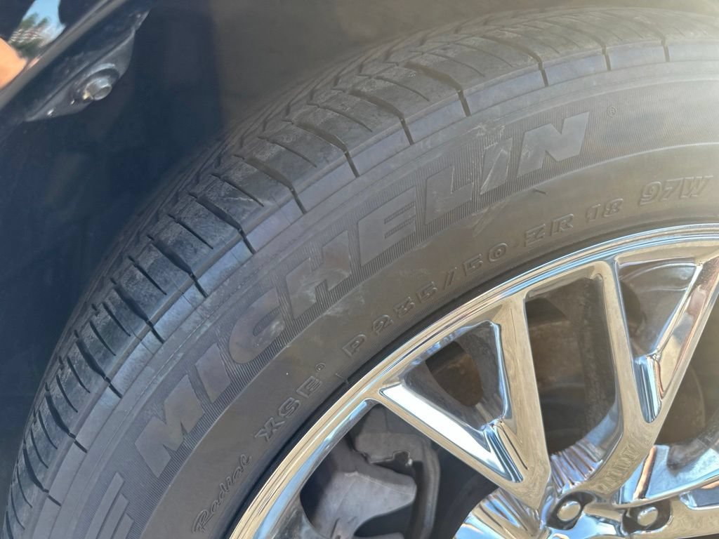 Used 2005 Cadillac XLR RWD image 14